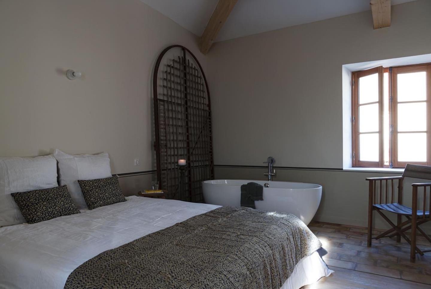 Les Appartements Du Saint Thiers, La Provence Dans Un Coin De La Drome Et L'Esprit D'Une Maison D'Hotes A Saou Bagian luar foto