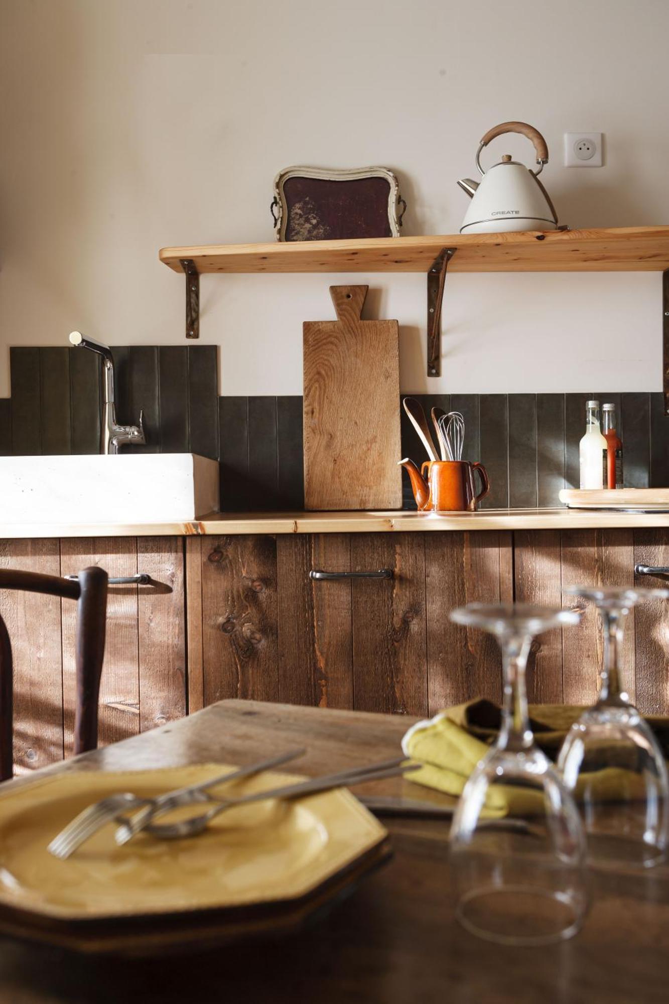 Les Appartements Du Saint Thiers, La Provence Dans Un Coin De La Drome Et L'Esprit D'Une Maison D'Hotes A Saou Bagian luar foto