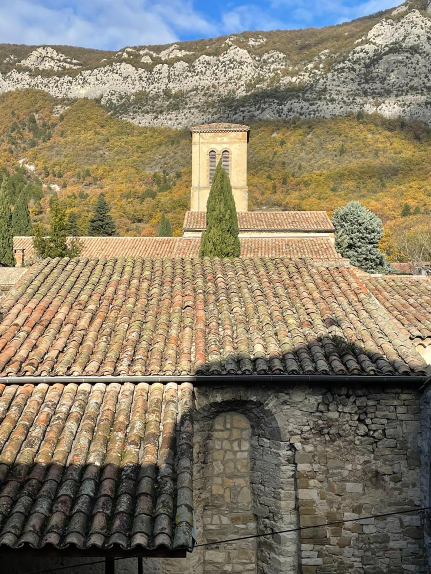 Les Appartements Du Saint Thiers, La Provence Dans Un Coin De La Drome Et L'Esprit D'Une Maison D'Hotes A Saou Bagian luar foto
